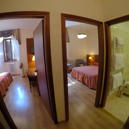 Hotel Ristorante Combolo 3*