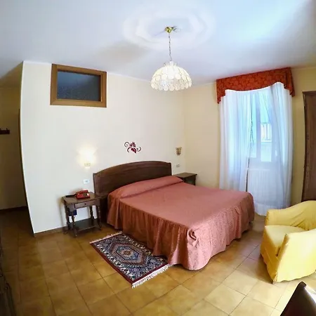 Hotel Ristorante Combolo 3*
