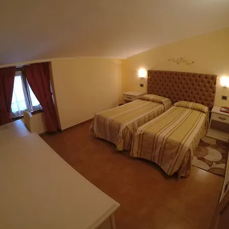 Hotel Ristorante Combolo