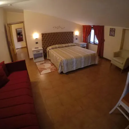 Hotel Ristorante Combolo